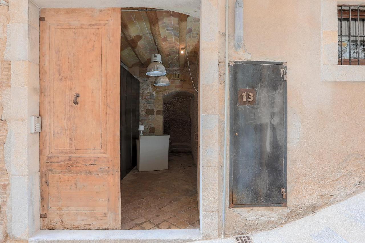 Pool Boutique Apartment Girona Exterior photo